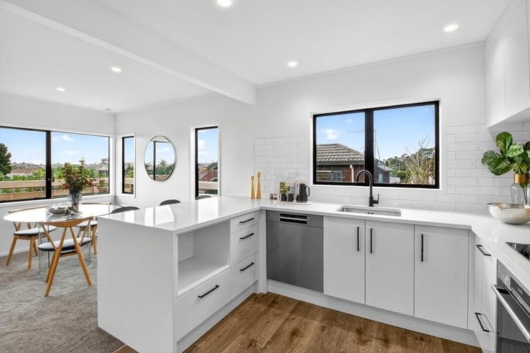 Photo of property in 14/16 Mahara Avenue, Birkenhead, Auckland, 0626