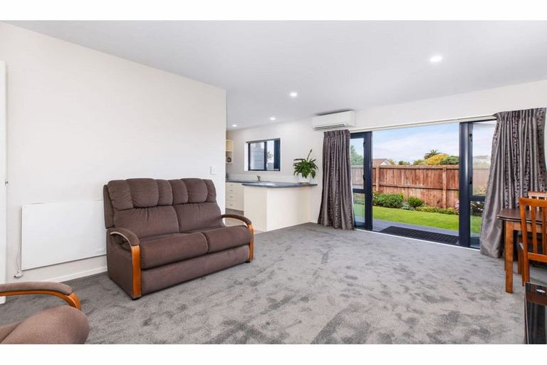 Photo of property in 62a Bridge Street, New Brighton, Christchurch, 8061