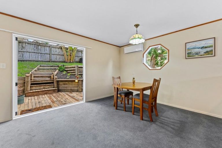 Photo of property in 2/56 Lavery Place, Sunnynook, Auckland, 0632