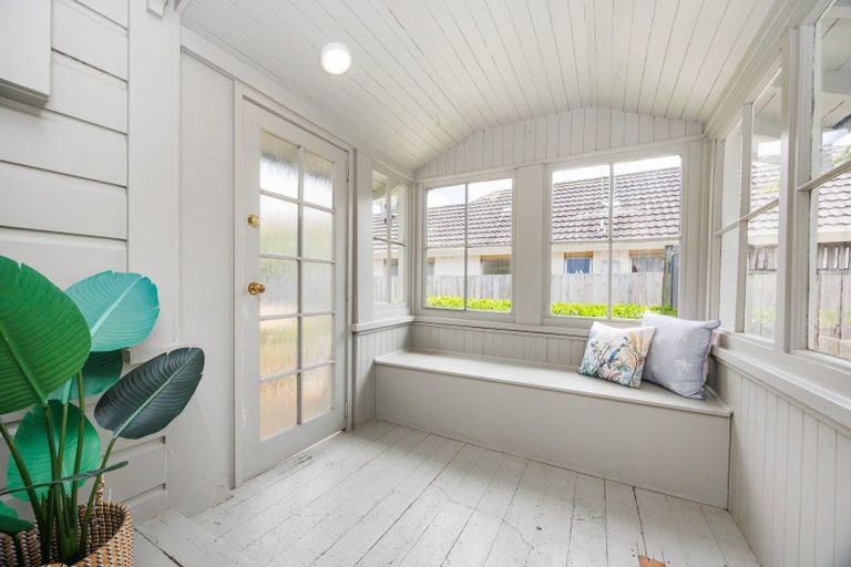 Photo of property in 421 Ruahine Street, Terrace End, Palmerston North, 4410