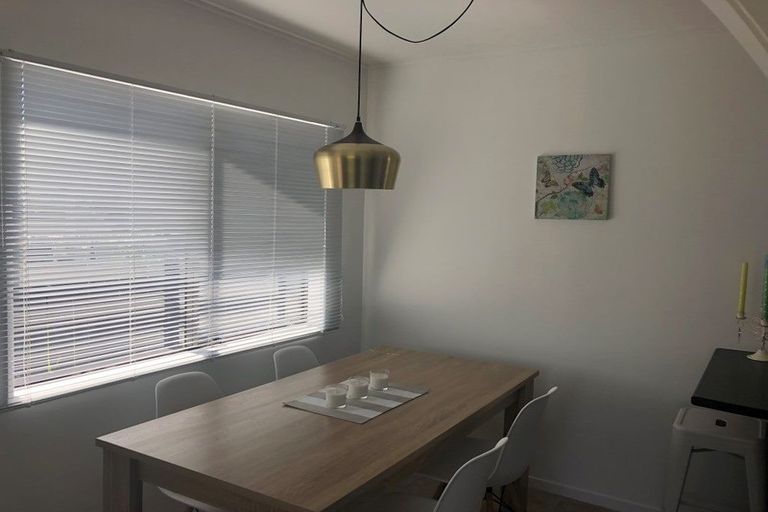 Photo of property in 228 Gravatt Road, Papamoa Beach, Papamoa, 3118