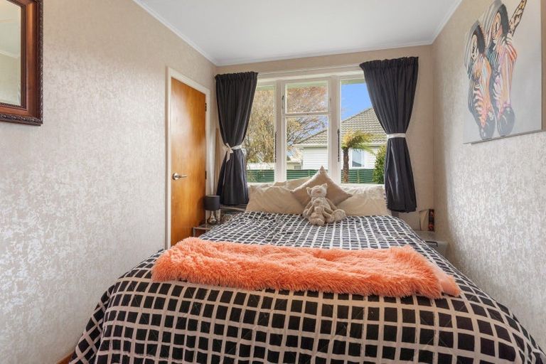 Photo of property in 3 Rugby Street, Levin, 5510