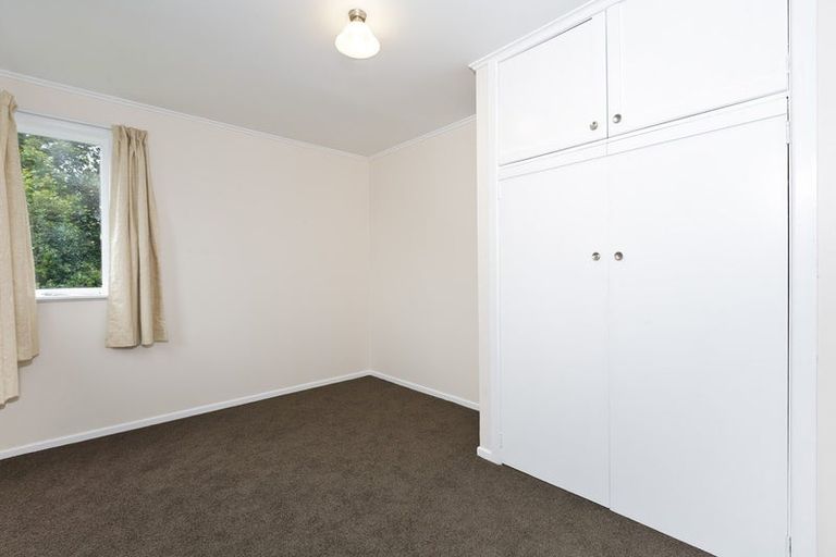 Photo of property in 5 Julian Place, Otara, Auckland, 2023