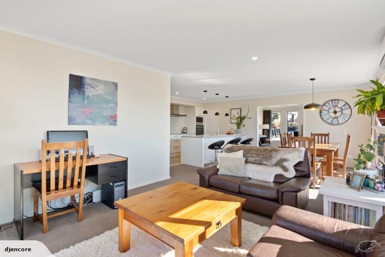 Photo of property in 8 Catherine Road, Mapua, 7005