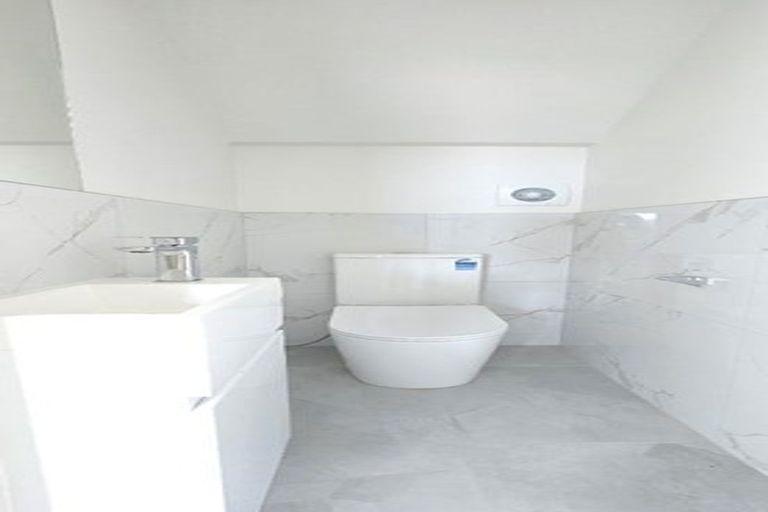 Photo of property in 8a Nield Road, Manurewa, Auckland, 2102