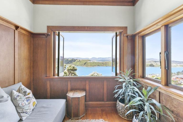 Photo of property in 152 Grafton Road, Roseneath, Wellington, 6011