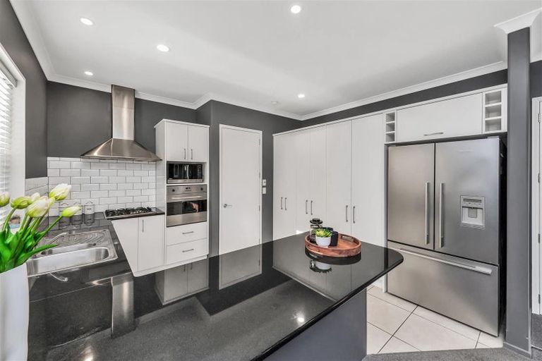 Photo of property in 2 Jane Deans Close, Riccarton, Christchurch, 8011