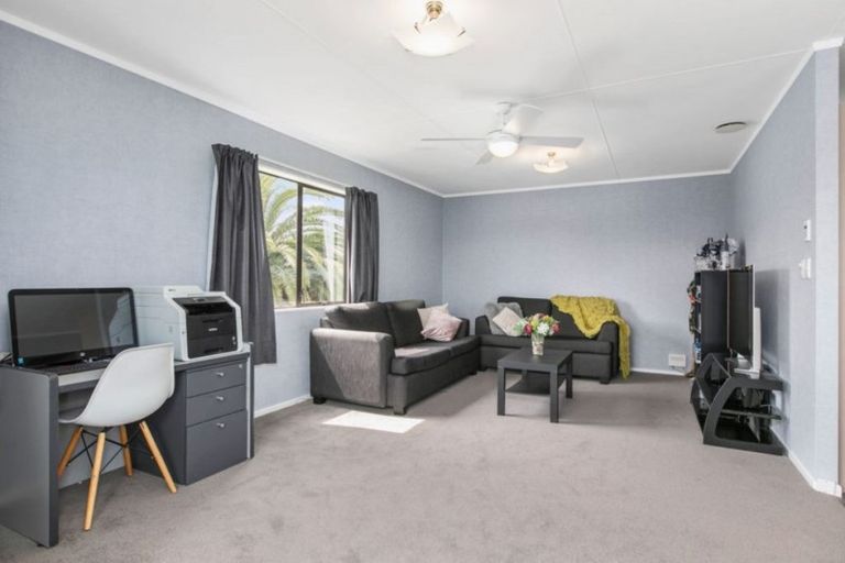 Photo of property in 66 Jonathon Street, Brookfield, Tauranga, 3110