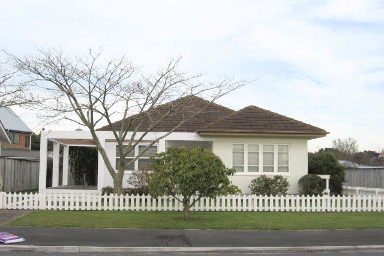 Photo of property in 10a Tranmere Road, Fairfield, Hamilton, 3214