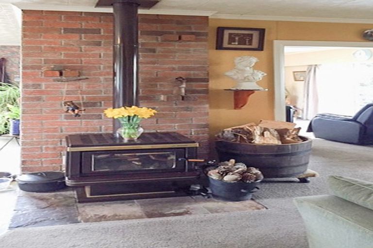 Photo of property in 35 Ruanui Street, Himatangi Beach, Foxton, 4891