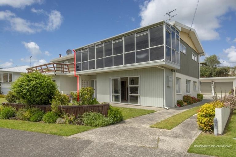 Photo of property in 74 Vale Street, Otumoetai, Tauranga, 3110