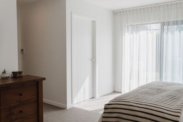 Photo of property in 72 Waipunahau Road, Waikanae, 5036