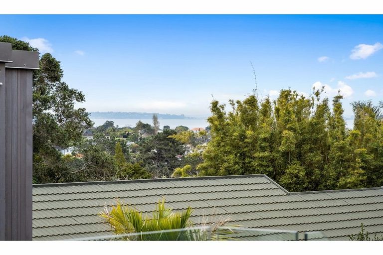 Photo of property in 54 Aberdeen Road, Campbells Bay, Auckland, 0620