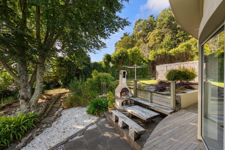 Photo of property in 16 Old Coach Road, Havelock, 7100