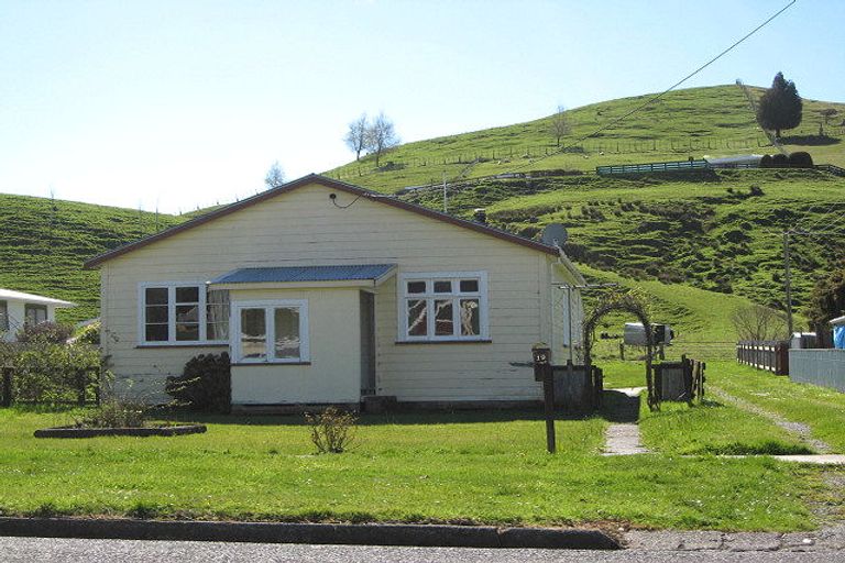 Photo of property in 19 Goldfinch Street, Taihape, 4720