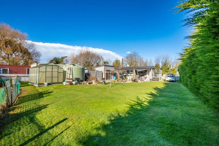 Photo of property in 17 Stopbank Road, Milford, Temuka, 7986