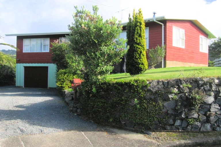 Photo of property in 12 Levin Grove, Kelson, Lower Hutt, 5010