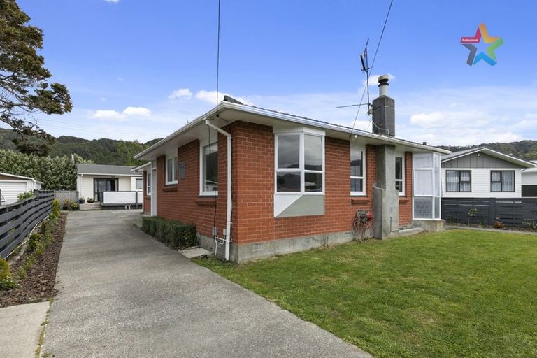 Photo of property in 71 Karamu Crescent, Wainuiomata, Lower Hutt, 5014