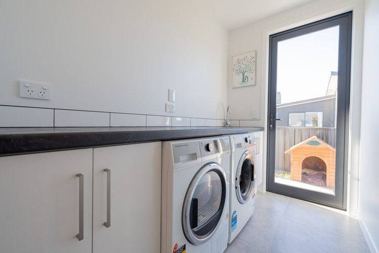 Photo of property in 10 Red Deer Place, Te Anau, 9600