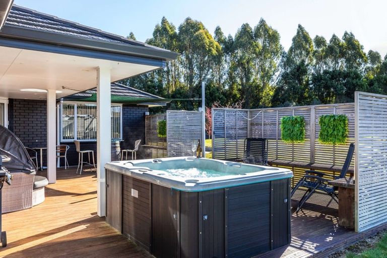 Photo of property in 27/500 Kinloch Road, Kinloch, Taupo, 3377