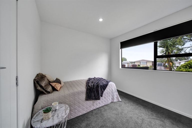 Photo of property in 15 Jade Place, Bell Block, New Plymouth, 4312