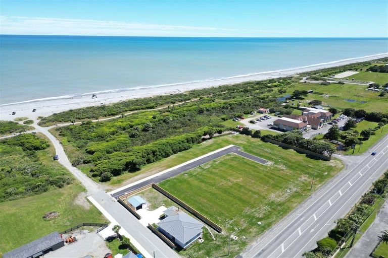 Photo of property in 402 Main Road South, Paroa, Greymouth, 7805