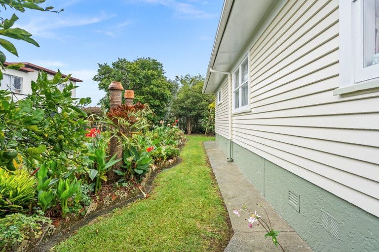 Photo of property in 11 Thompson Place, Tikipunga, Whangarei, 0112