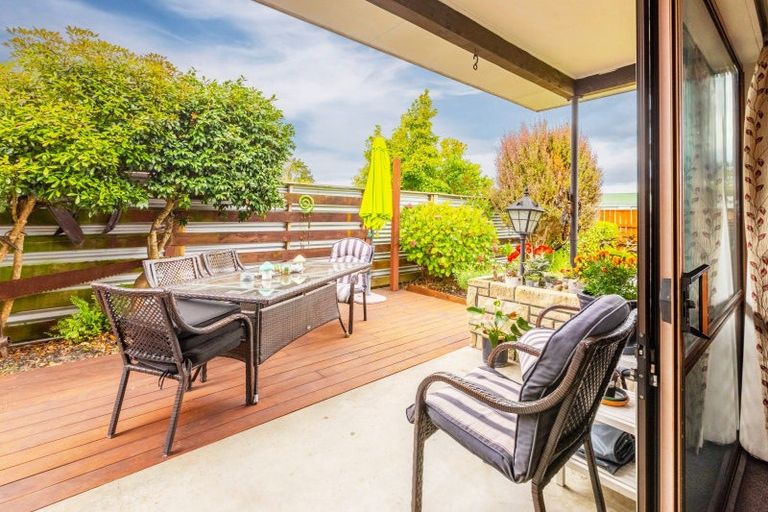 Photo of property in 27 Norwich Crescent, Tamatea, Napier, 4112