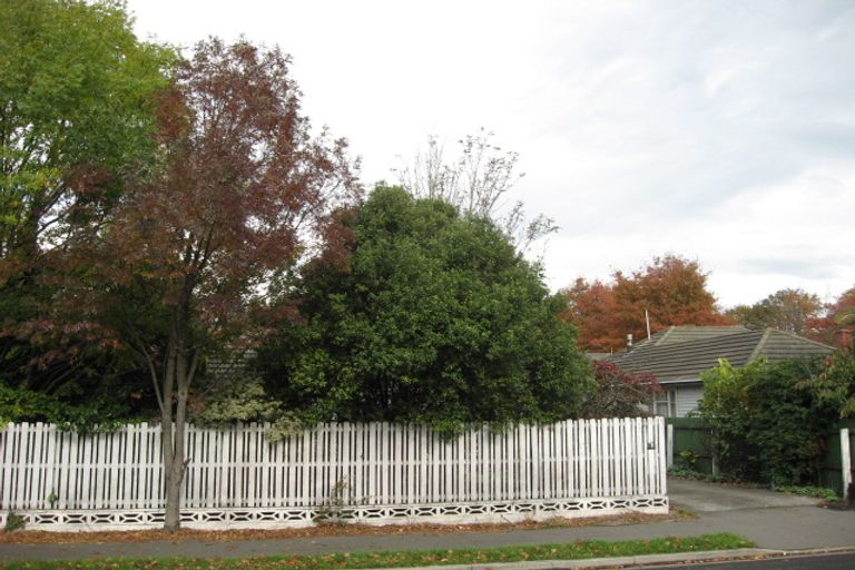 Photo of property in 47 Yaldhurst Road, Sockburn, Christchurch, 8042