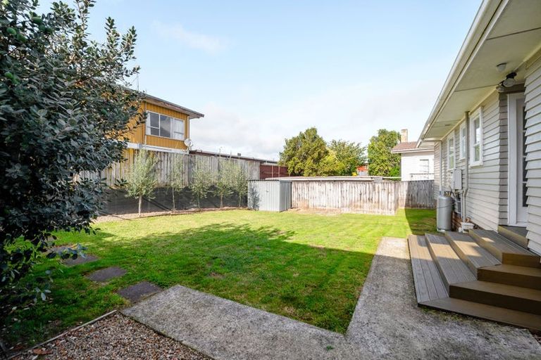 Photo of property in 4a Gibson Road, Dinsdale, Hamilton, 3204