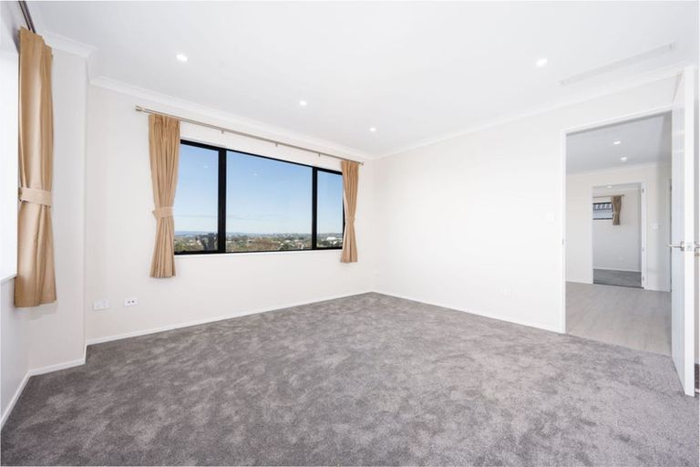 Photo of property in 44a Merani Street, Belmont, Auckland, 0622