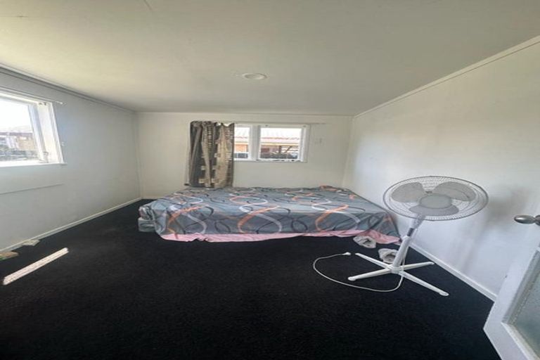 Photo of property in 45 Cargill Street, Papakura, 2110