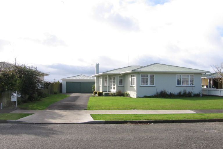 Photo of property in 25 Richmond Avenue, Takaro, Palmerston North, 4410