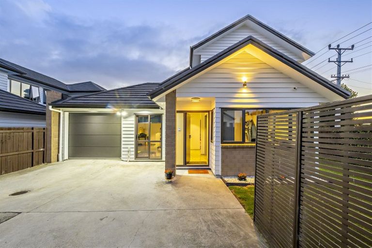 Photo of property in 51 Tarapiroe Avenue, Takanini, 2112