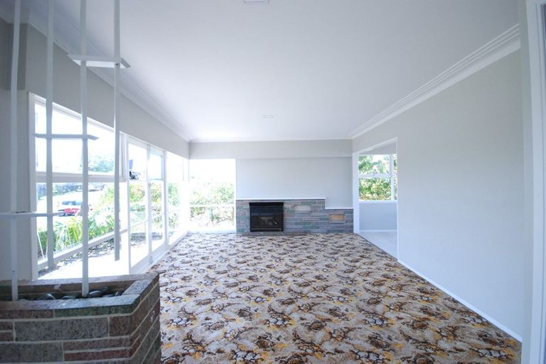 Photo of property in 27 Eddowes Street, Manurewa, Auckland, 2102