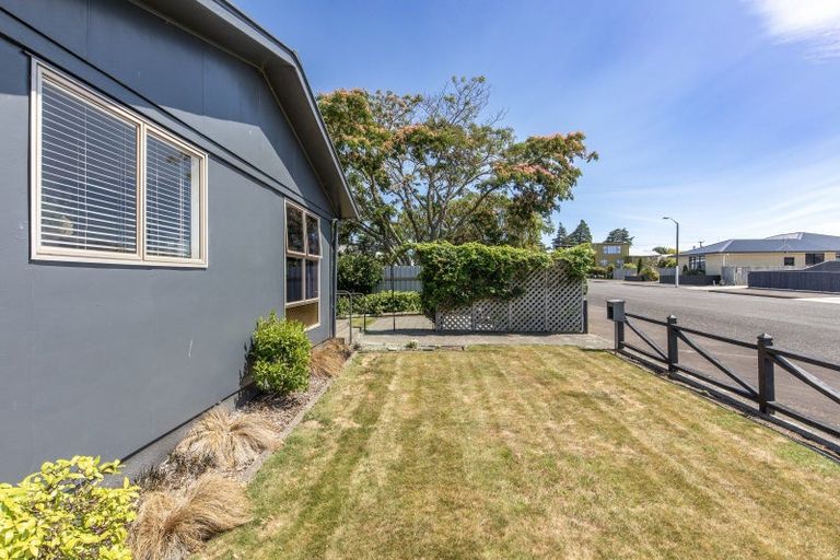 Photo of property in 12 Dublin Street, Dannevirke, 4930