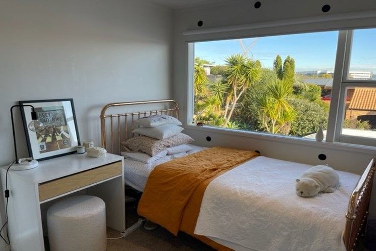 Photo of property in 1/49 Lake View Road, Takapuna, Auckland, 0622