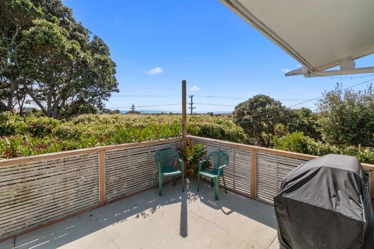 Photo of property in 116 Seaforth Road, Waihi Beach, 3611