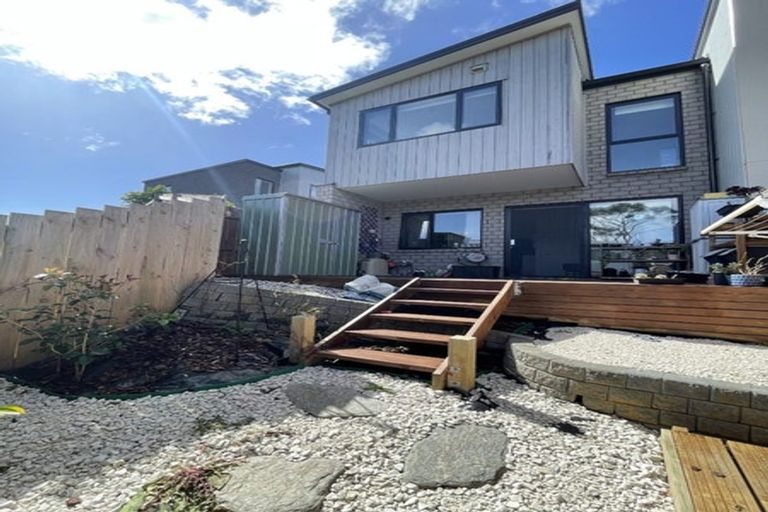 Photo of property in 134e Tiriwa Drive, Massey, Auckland, 0614