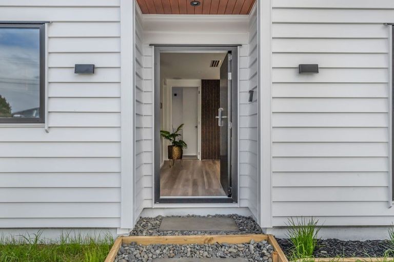Photo of property in 56 Mckean Avenue, Manurewa, Auckland, 2102