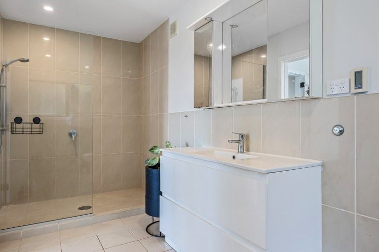 Photo of property in 23 Whareora Terrace, Cashmere, Christchurch, 8022