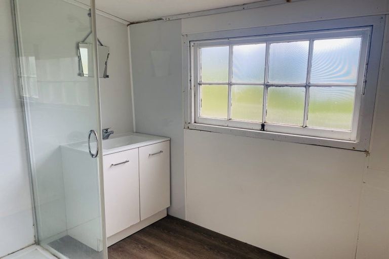 Photo of property in Waipiro Road, Te Puia Springs, Tokomaru Bay, 4079