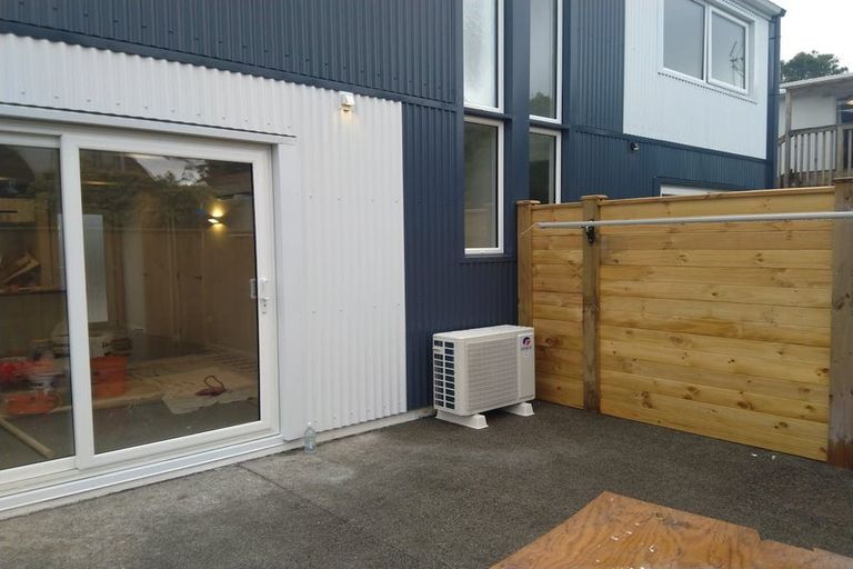 Photo of property in 33c Bracken Road, Paparangi, Wellington, 6037