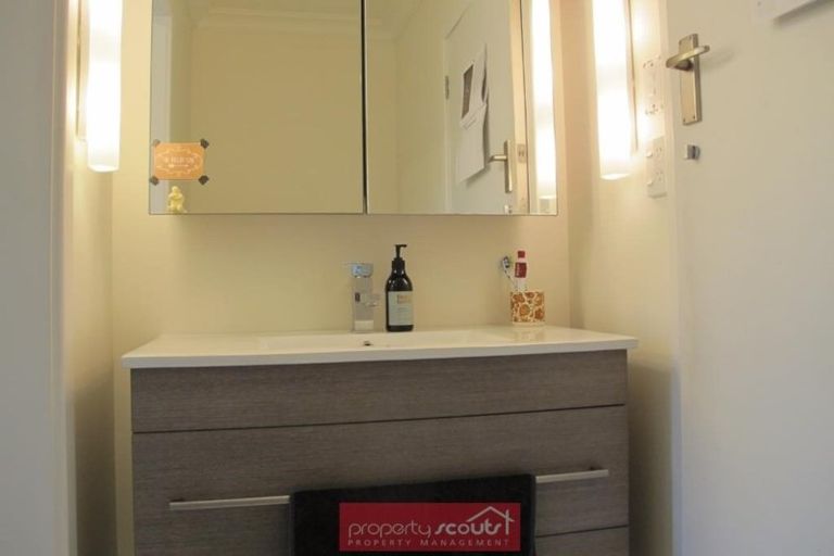 Photo of property in 85 Easther Crescent, Kew, Dunedin, 9012