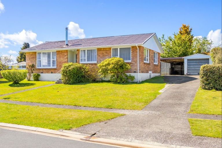 Photo of property in 7 Te Wharekaihua Grove, Turangi, 3334