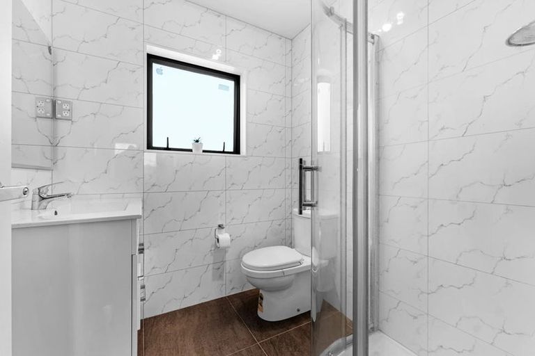 Photo of property in 46c Russell Road, Manurewa, Auckland, 2102