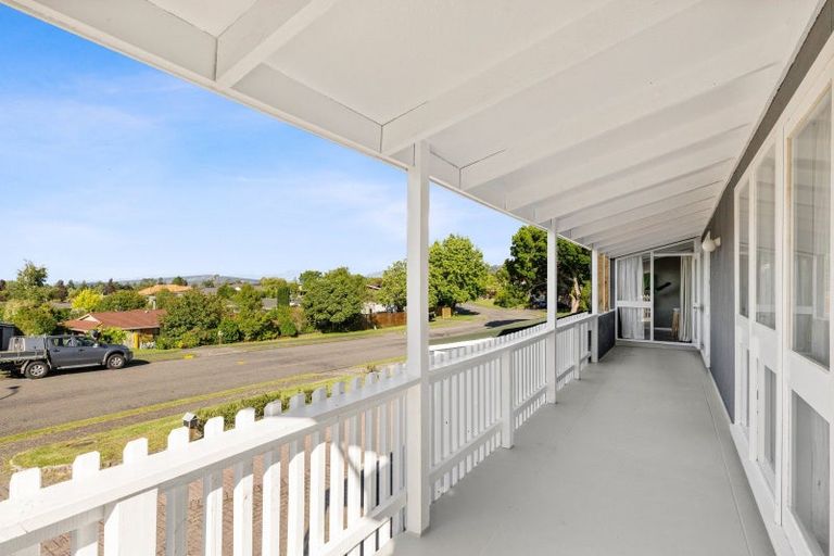 Photo of property in 9 Wychwood Crescent, Springfield, Rotorua, 3015