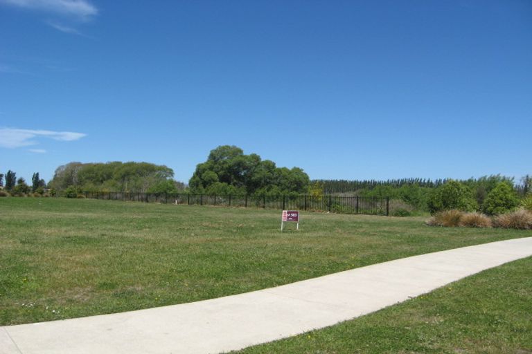 Photo of property in 35 Glen Oaks Drive, Northwood, Christchurch, 8051