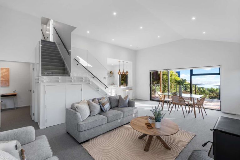 Photo of property in 145 Mount Pleasant Road, Mount Pleasant, Christchurch, 8081