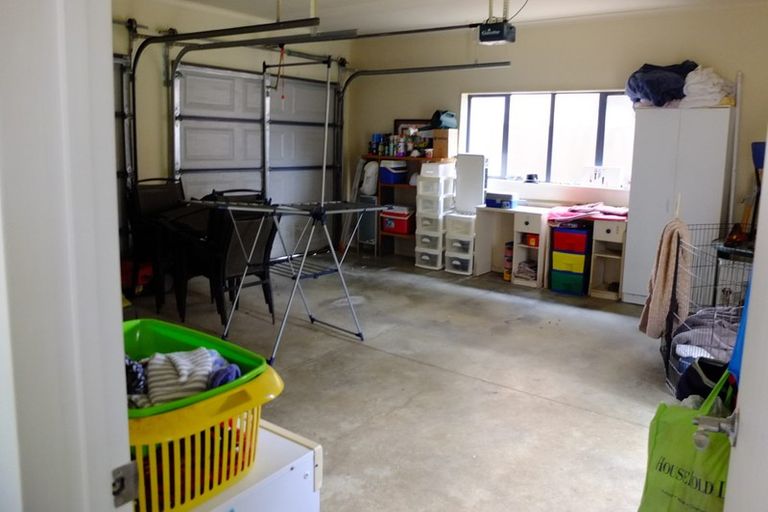 Photo of property in 404a East Tamaki Road, East Tamaki, Auckland, 2013